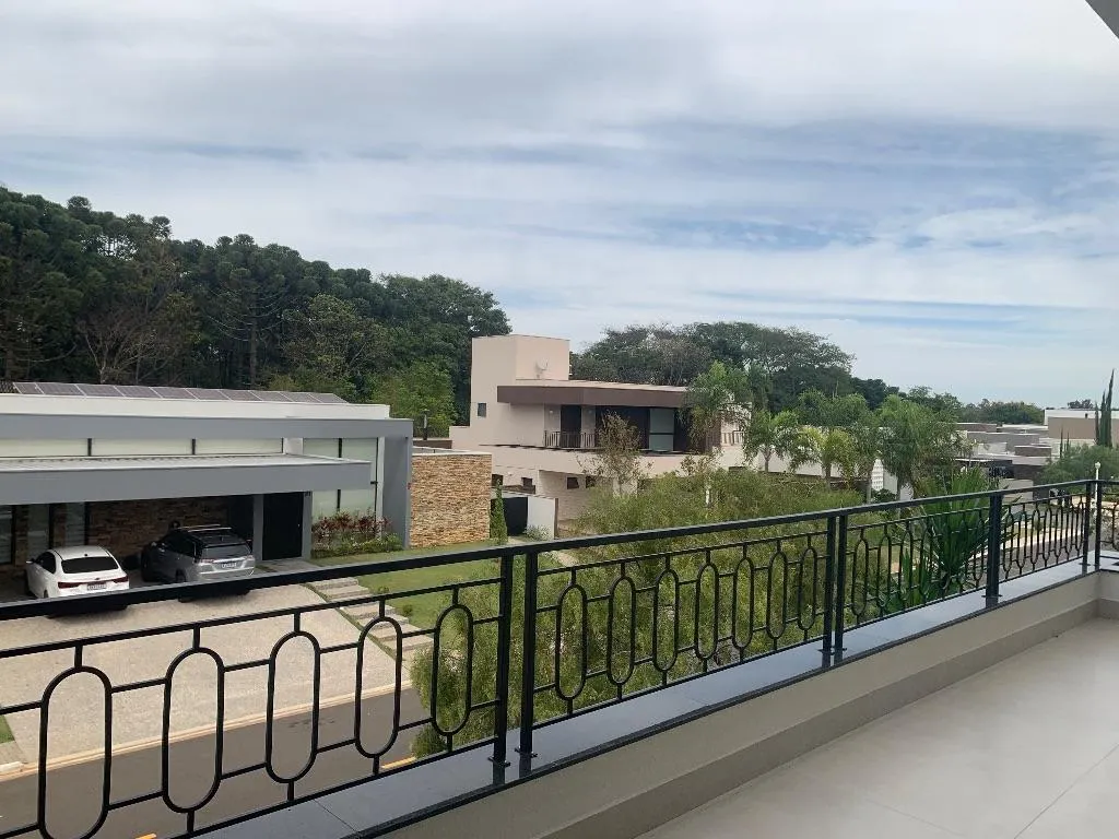 Imagem Casa Espetacular em Condomínio Fechado em Valinhos - Oportunidade Única!