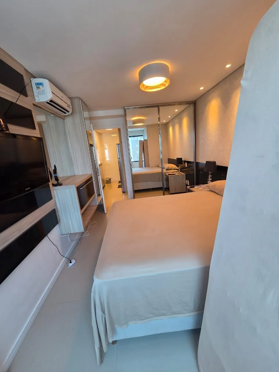 Imagem Apartamento 1 dormitório e churrasqueira, 1Box 550 m do mar, Capão da Canoa.