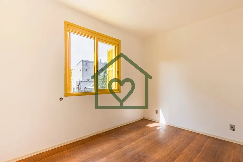 Imagem Descubra este encantador apartamento reformado com ótimo preço, pronto para morar e ideal para inv...