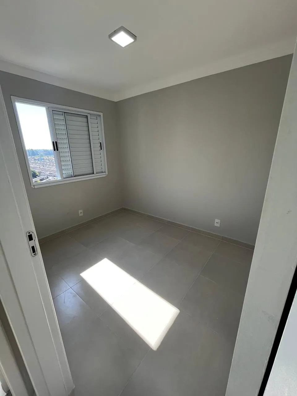 Imagem Apartamento à Venda no Brisa do Parque 3 | Vila Gabriel | 2 Quartos | Último Andar | 42,61m² | 1 Vaga