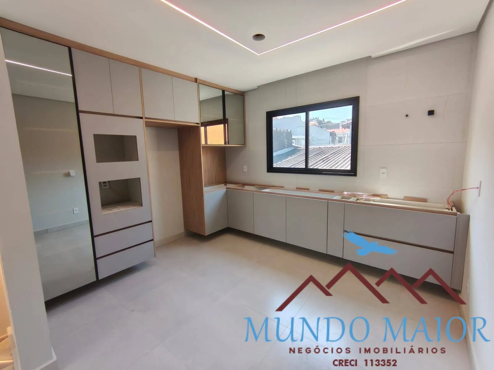 Foto do imóvel Sobrados 2 Suítes com Closet -Água Aquecida -Mobiliados - Jd. Santo Alberto