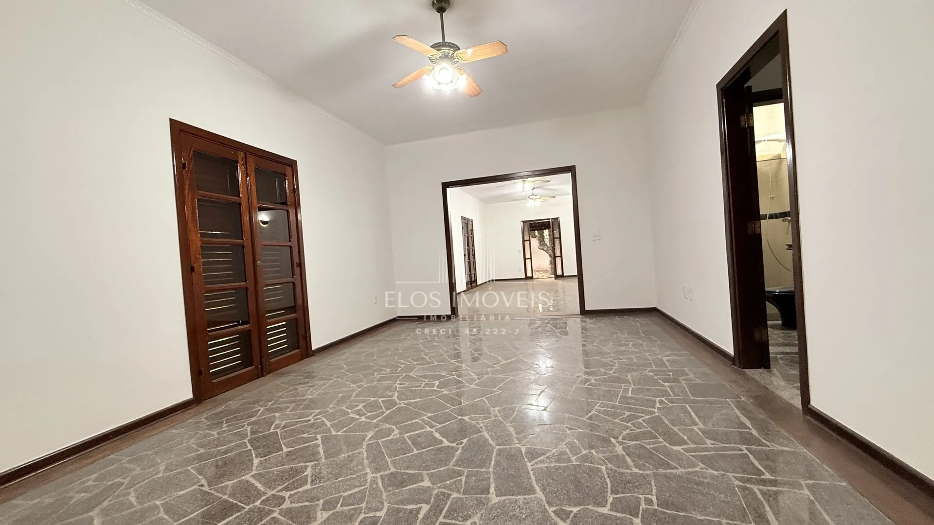 Imagem Chácara de 400m² no bairro Bairro dos Pires, em Limeira