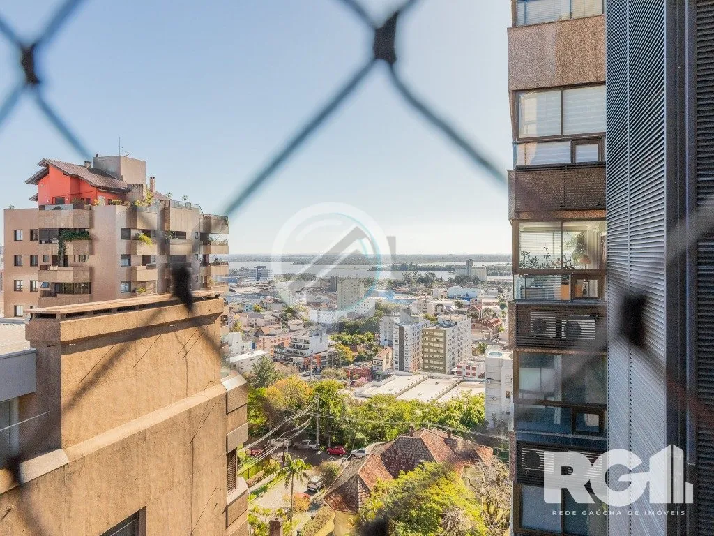 Imagem EXCLUSIVIDADE. Belíssimo apartamento com 245 m², mobiliado, com 3 suítes no bairro Moinhos de Ven...
