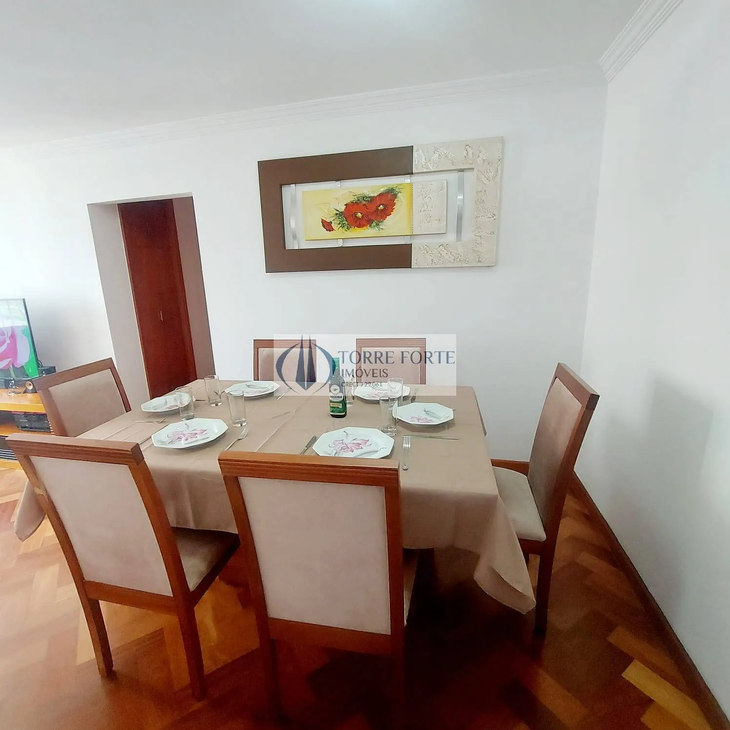 Imagem Apartamento Mobiliado com 2 Dormitórios e 1 Vaga na Vila Ema