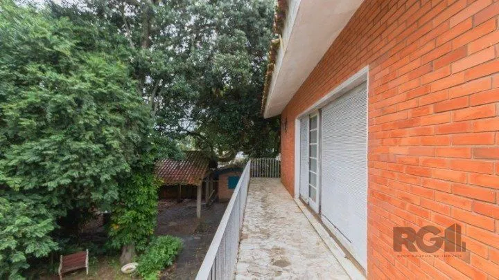 Imagem Casa, 1873 M² para Comprar com 4 Dormitórios e 6 Vagas Estacionamento