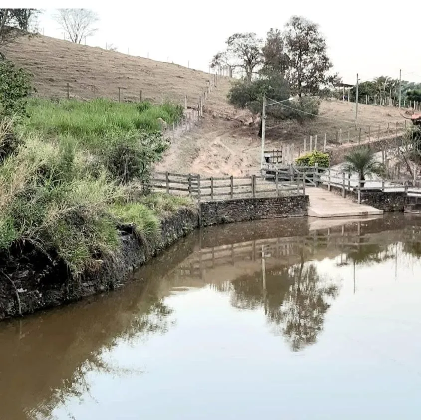 Imagem Vendo excelente fazenda localizada no município de Itaúna/MG, com área total de 94 hectares