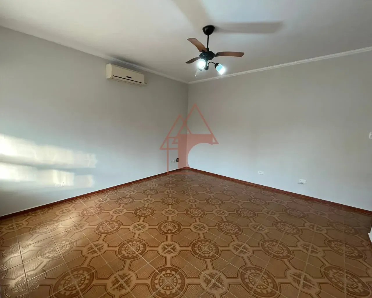 Imagem Casa com 3 Quartos à Venda, 127 metros em Encruzilhada - Santos