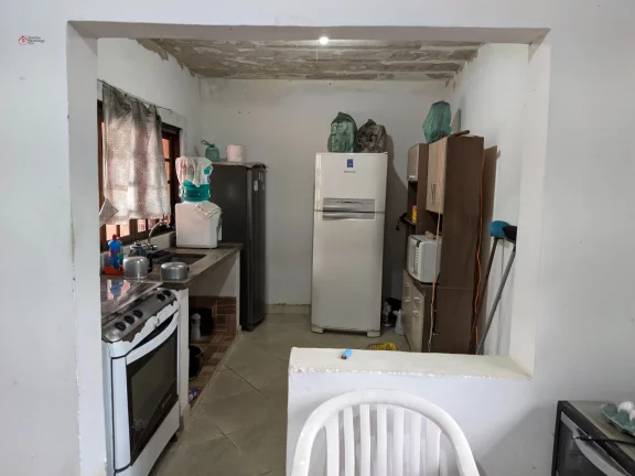 Imagem CASA TÉRREA A VENDA NO JARDIM ALVIVERDE. 2 DORMITÓRIOS, SALA, COZINHA, BANHEIRO, ÁREA DE SERVIÇO E QUINTAL GRANDE. GARAGEM PARA 4 CARROS.