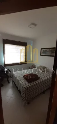 Imagem Maravilhoso sobrado triplex com 4 dormitórios no condominio Vistta