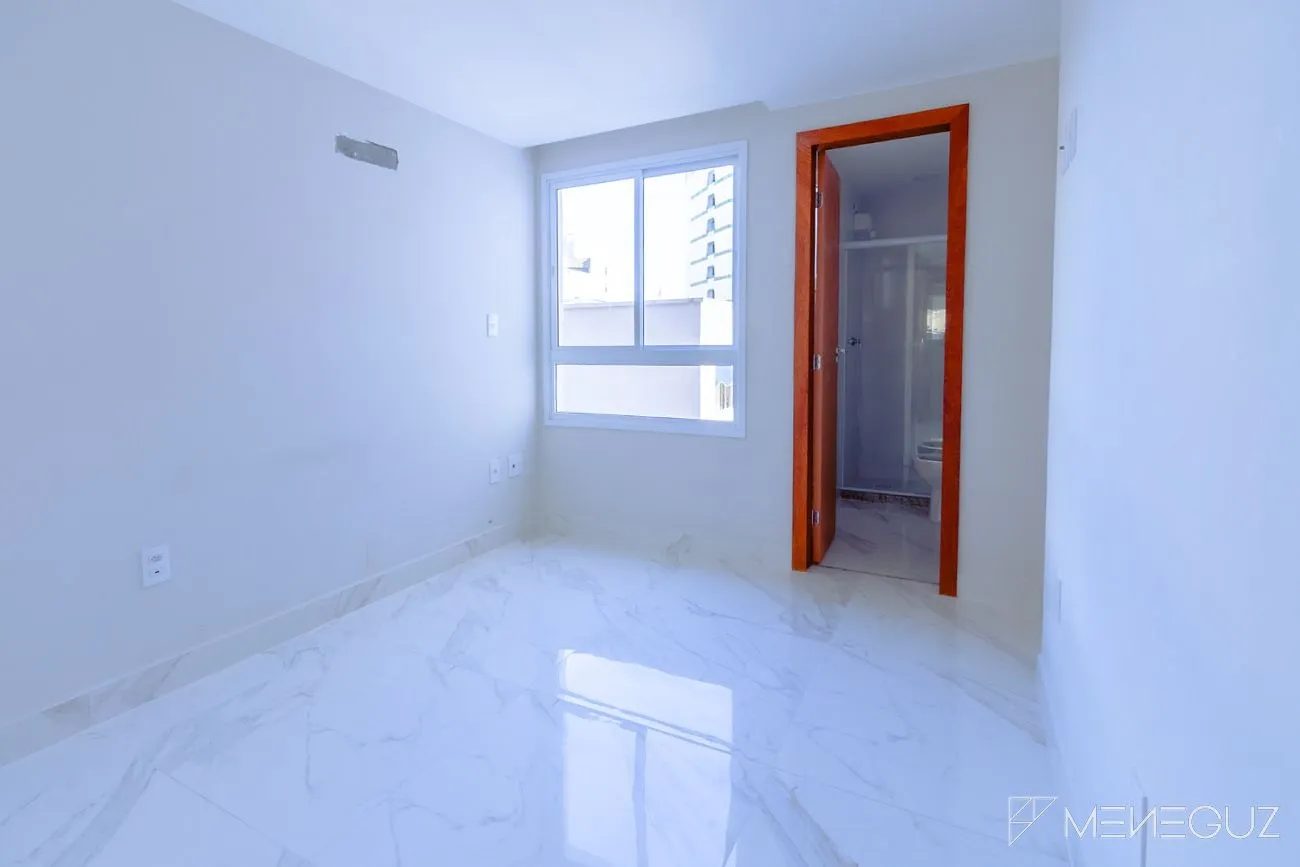 Imagem Apartamento venda - Guarapari Centro composto por 2 quartos, sendo uma suíte, finamente mobiliado e decorado com área de lazer completa na cobertura