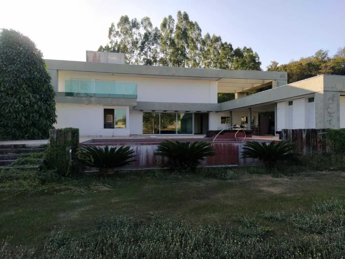 Foto do imóvel Casa duplex à venda, 9 quartos, 1 suíte, 5 vagas, Condomínio Belvedere - ESMERALDAS/MG
