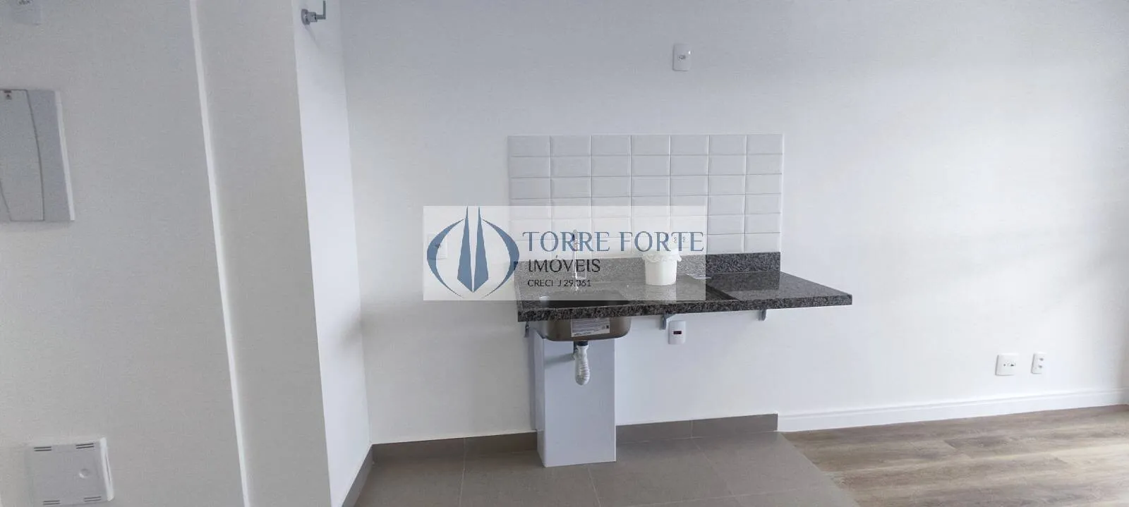 Imagem Apartamento 31 m² 1 dorm. a 450 m do Metrô Butantã pronto para ser decorado