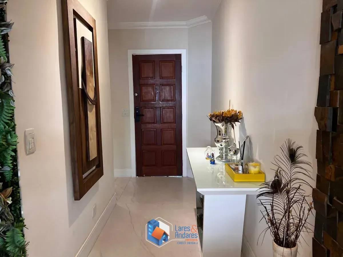 Imagem Casa em condomínio para venda em Jardim Londrina com 3 quartos, sendo 3 suítes, 229m²