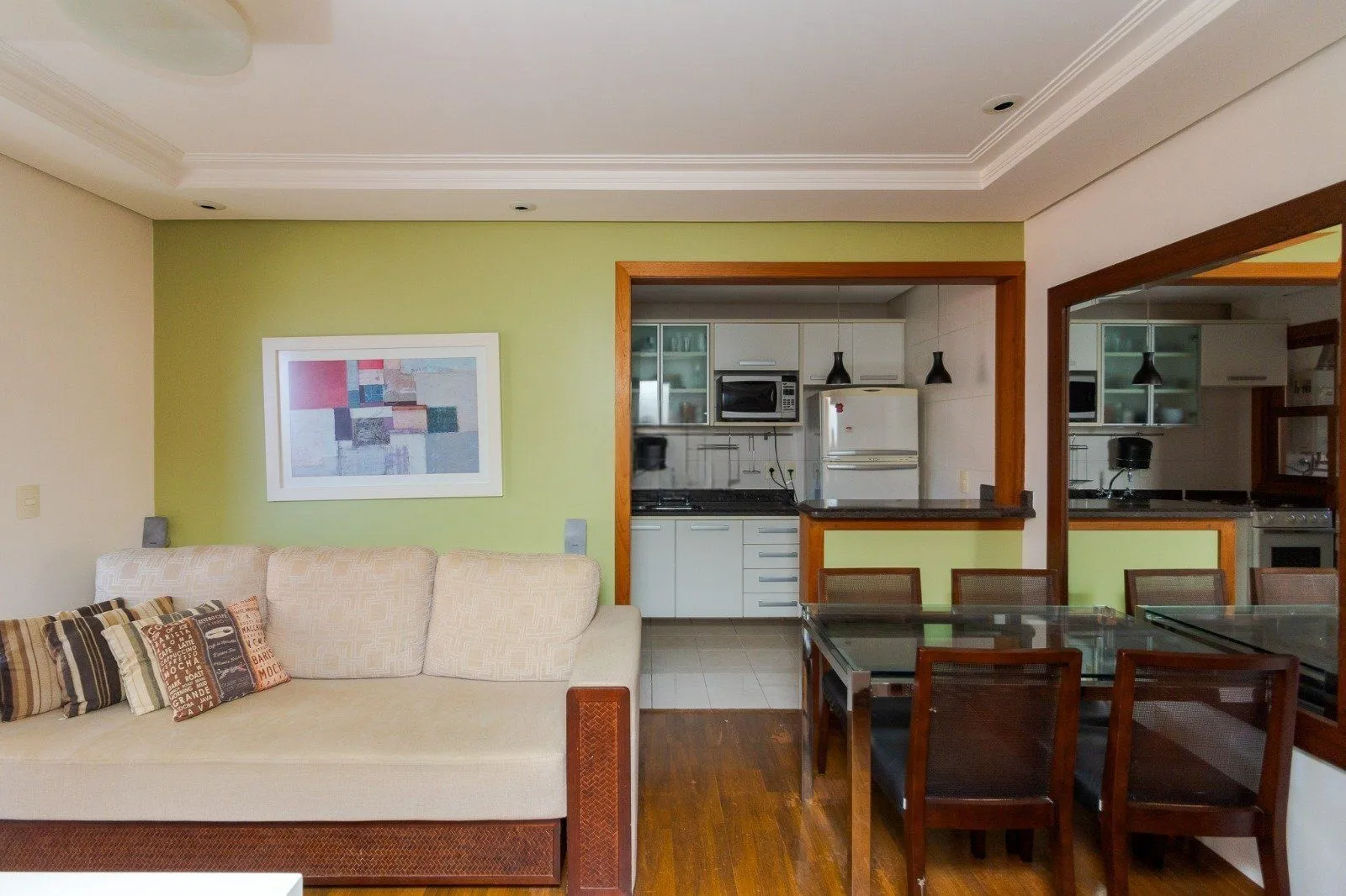 Imagem Charmoso apartamento semimobiliado no bairro Bela Vista