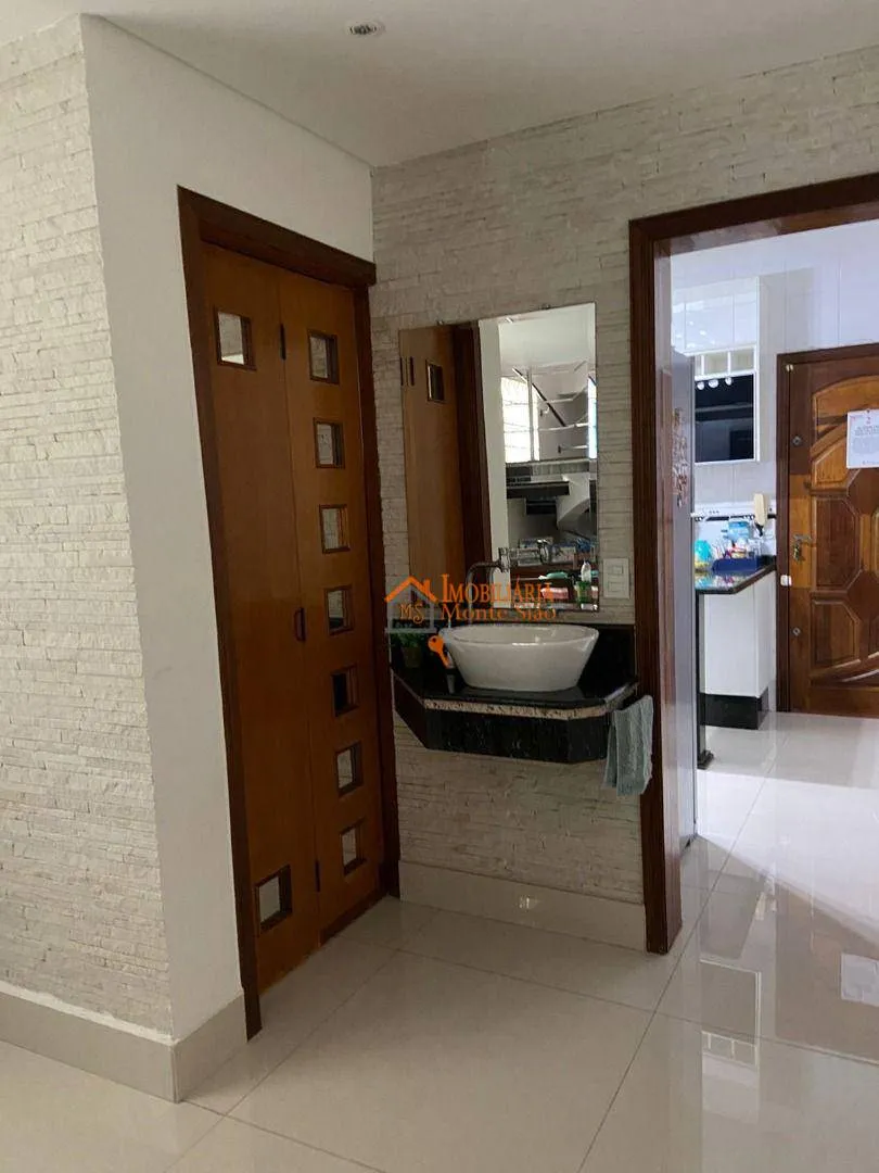 Imagem Sobrado com 3 dormitórios à venda, 228 m² por R$ 901.000,00 - Jardim Santa Clara - Guarulhos/SP
