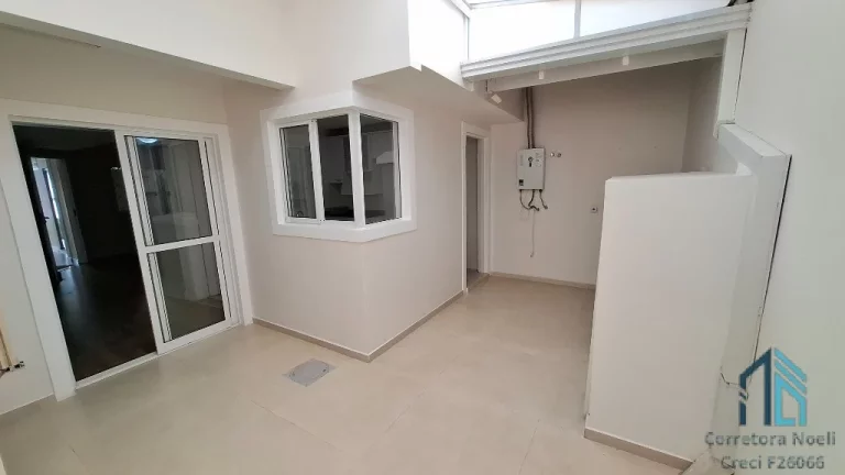Imagem Sobrado LINDO, 03 quartos c/suíte, sacada, 04 vagas, no Jardim das Américas em Curitiba PR