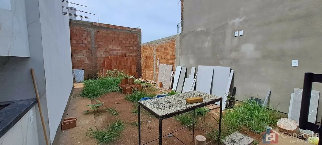 Imagem Casa com 3 dormitórios à venda, 231 m² por R$ 750.000,00 - Afonso Queiroz - Patos de Minas/MG