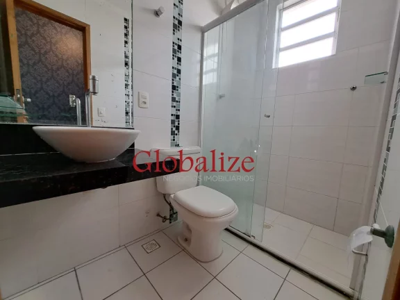 Imagem Casa Sobreposta Baixa à Venda com 3 quartos, 2 vagas, piscina, churrasqueira por R$1.150.000,00 no Boqueirão em Santos