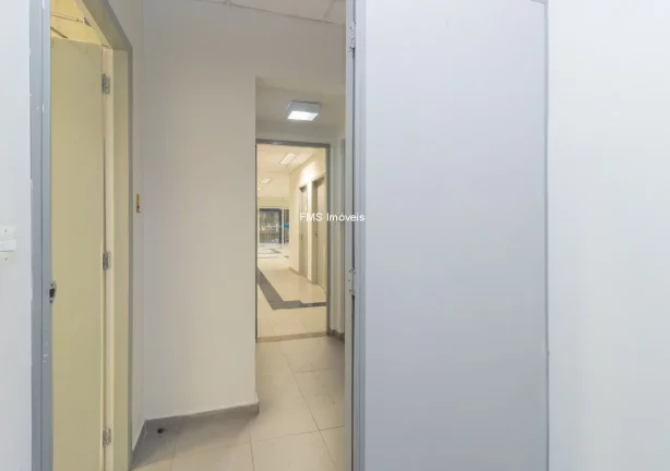 Imagem Prédio comercial com 450m2 na Vila Madalena.
