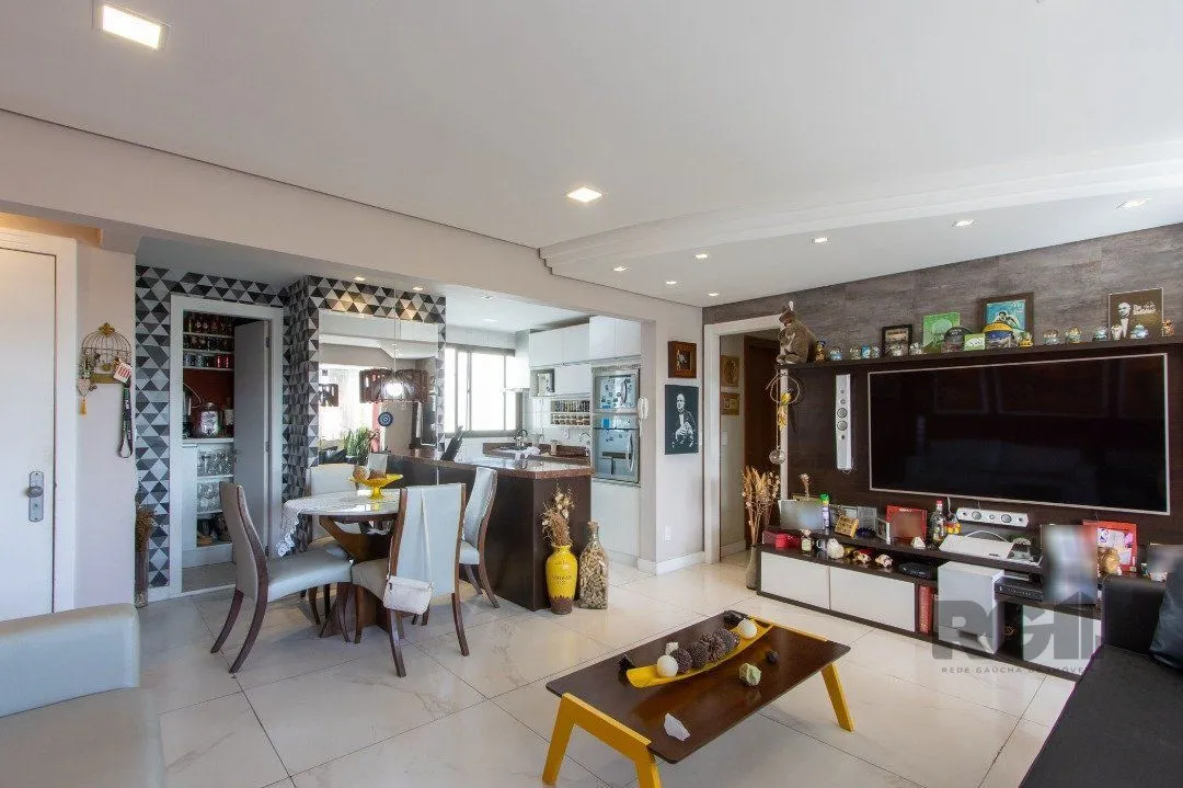 Imagem Apartamento de 3 Quartos com Suíte e Vaga de Garagem no Cristal, Porto Alegre - RS