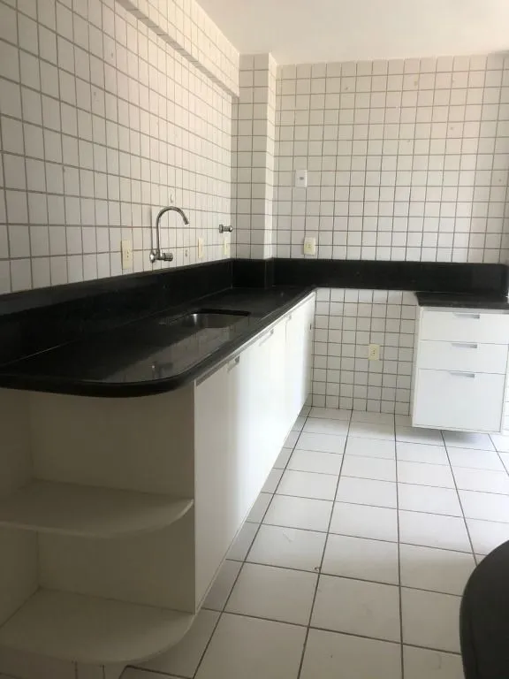 Imagem Apartamento Amplo na Avenida Epitácio Pessoa com 2 Quartos, Lazer Completo e 2 Vagas - Agende Sua Visita!