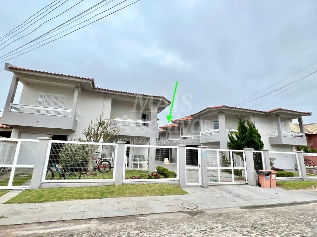 Foto do imóvel Sobrado em condominio fechado, Centro de Xangri-Lá - 250 metros do mar