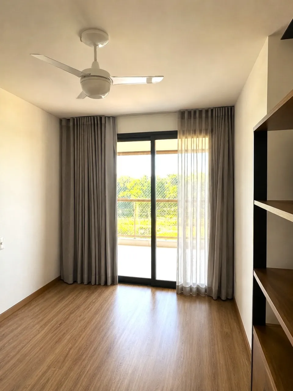 Imagem Conheça este incrível apartamento à venda no Condomínio Saint Michel, localizado na Barra da Tij...