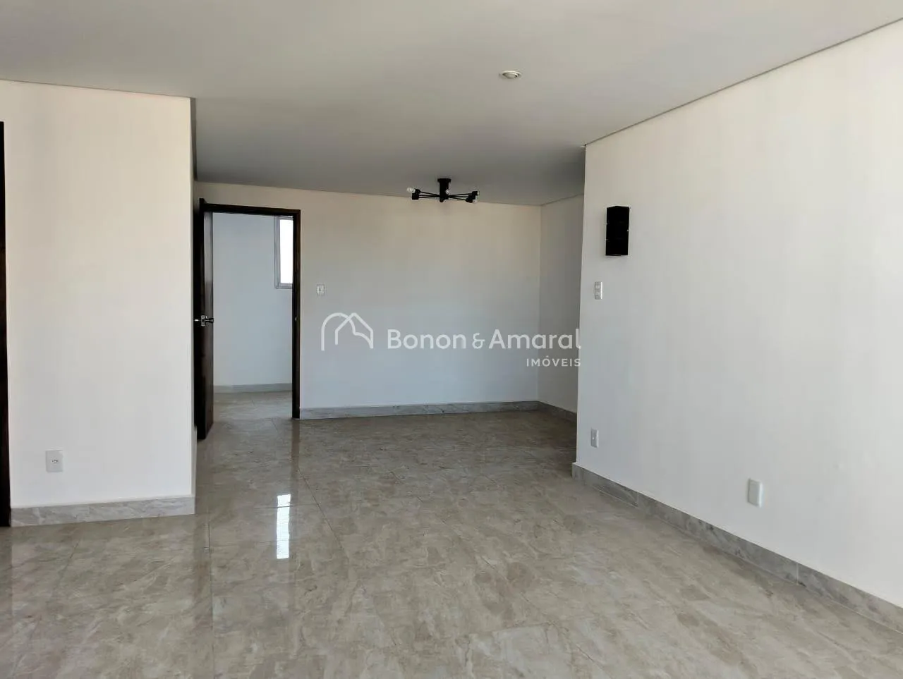 Imagem Apartamento à venda no Cambuí - Edifício Bela Campinas