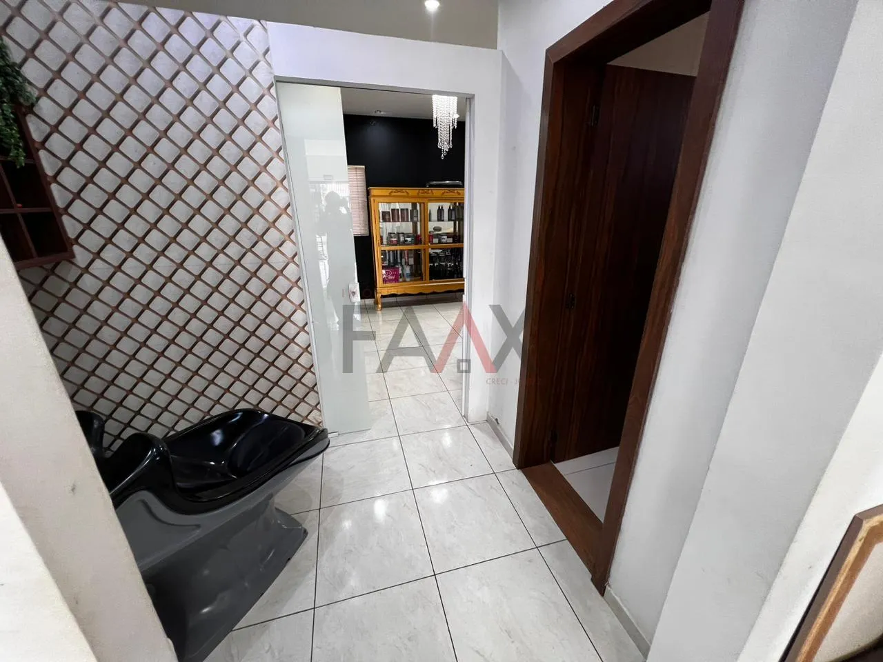 Imagem STUDIO DE BELEZA MOBILIADO PARA LOCAÇÃO - INDUSTRIAL, GUARAPUAVA-PR