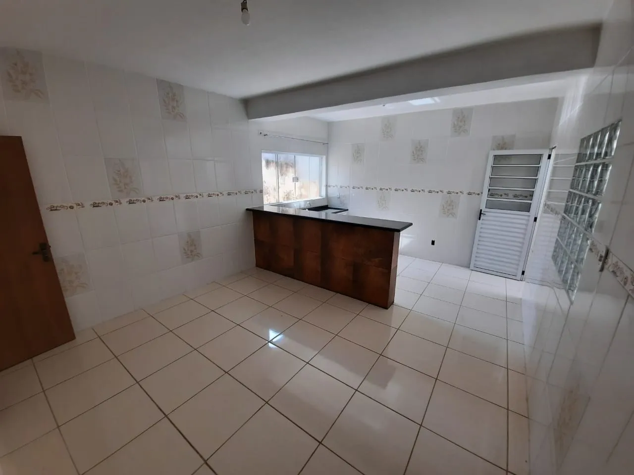 Imagem Casa à venda 3 Quartos, 4 Vagas, 175M², Vila Rica, Pindamonhangaba - SP