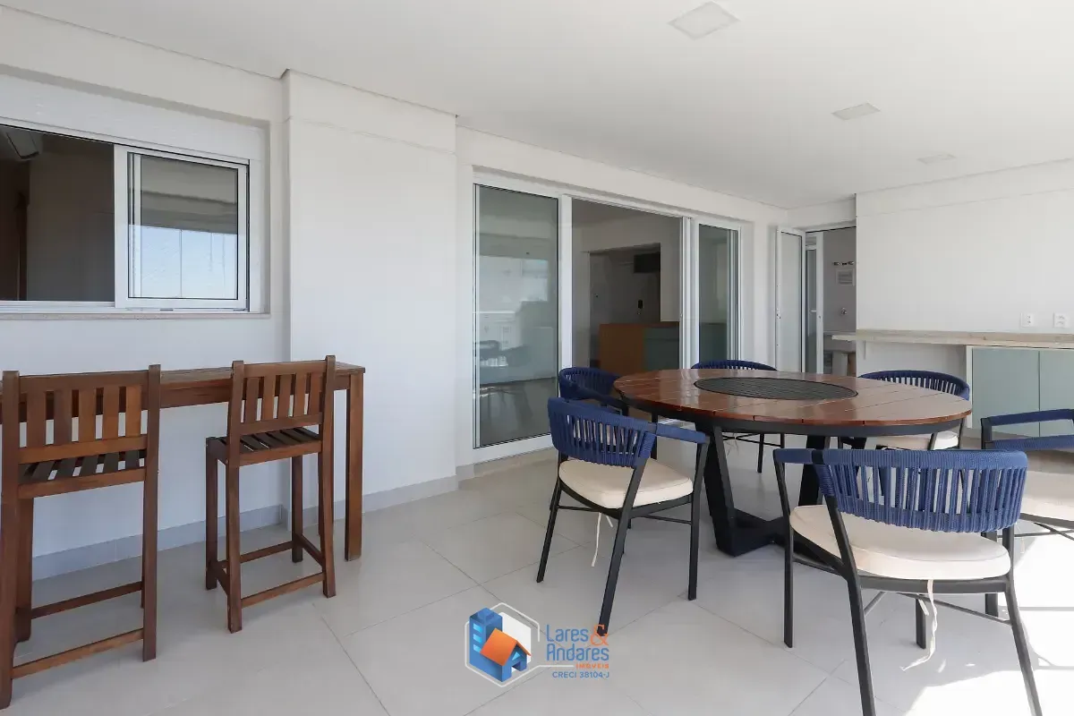 Imagem Apartamento para venda em Vila Anastácio com 3 quartos, sendo 3 suítes, 136m²