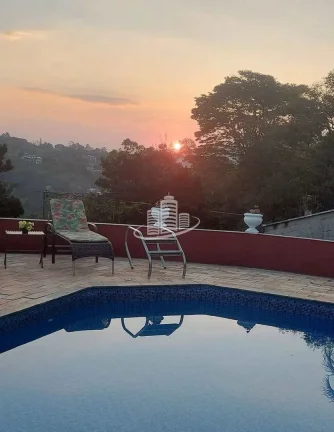 Imagem Linda casa de campo ,condomínio fechado de alto padrão ,portaria com reconhecimento fácil ,segura...