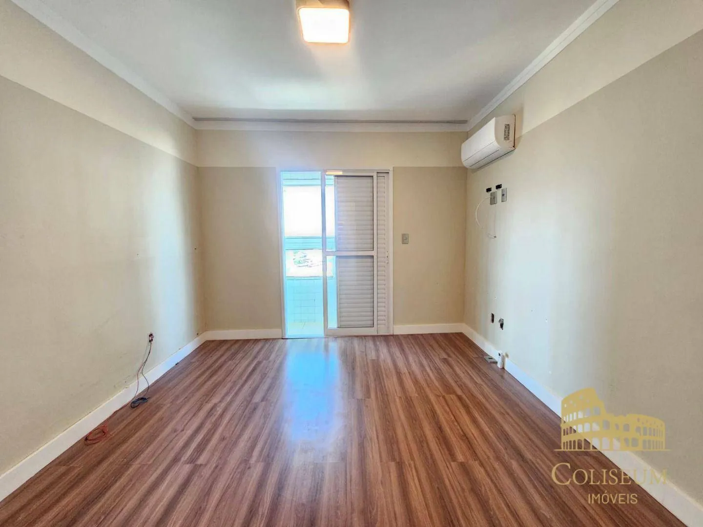 Imagem Apartamento com 2 dormitórios à venda, 86 m² por R$ 550.000,00 - Balneário Flórida - Praia Grande/SP