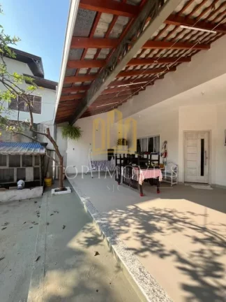 Imagem Charmosa Casa à Venda no Vista Verde – Um Verdadeiro Espetáculo! Você acaba de encontrar o seu novo lar!
