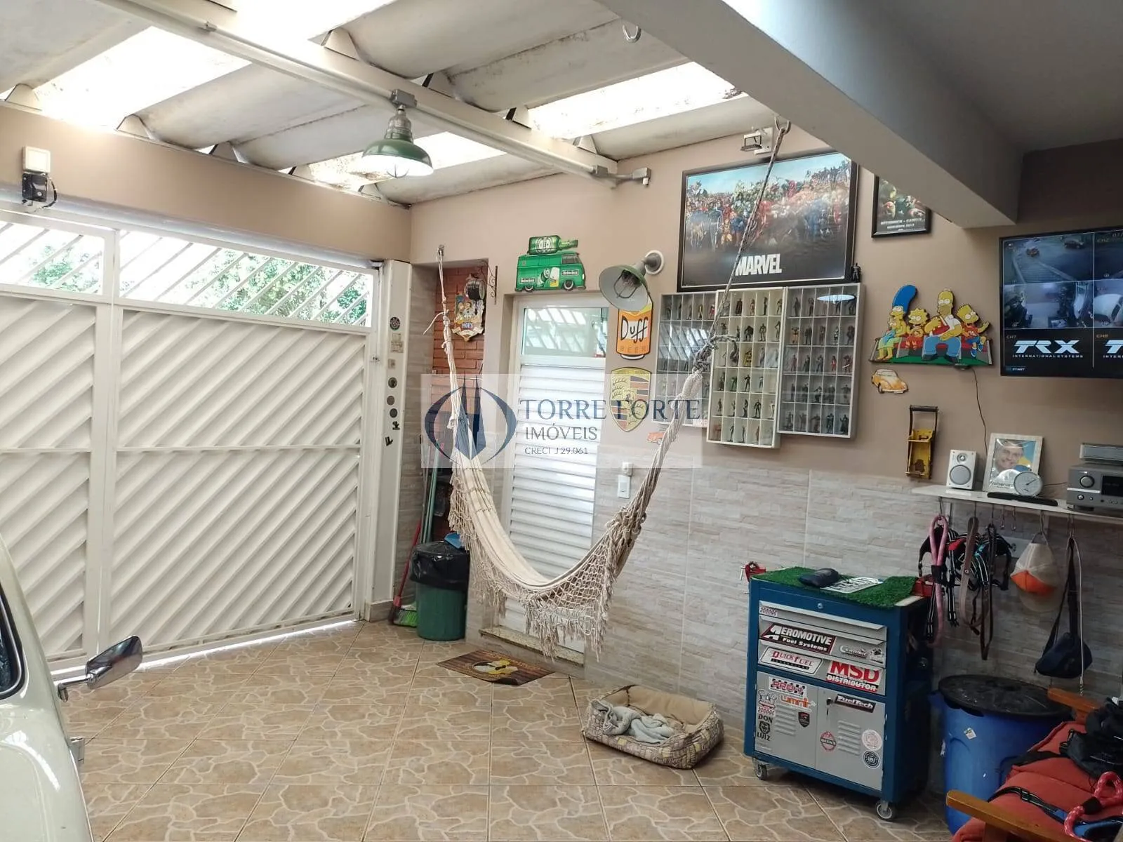 Imagem linda casa 3 dormitórios, com 2 vagas em ótima localização