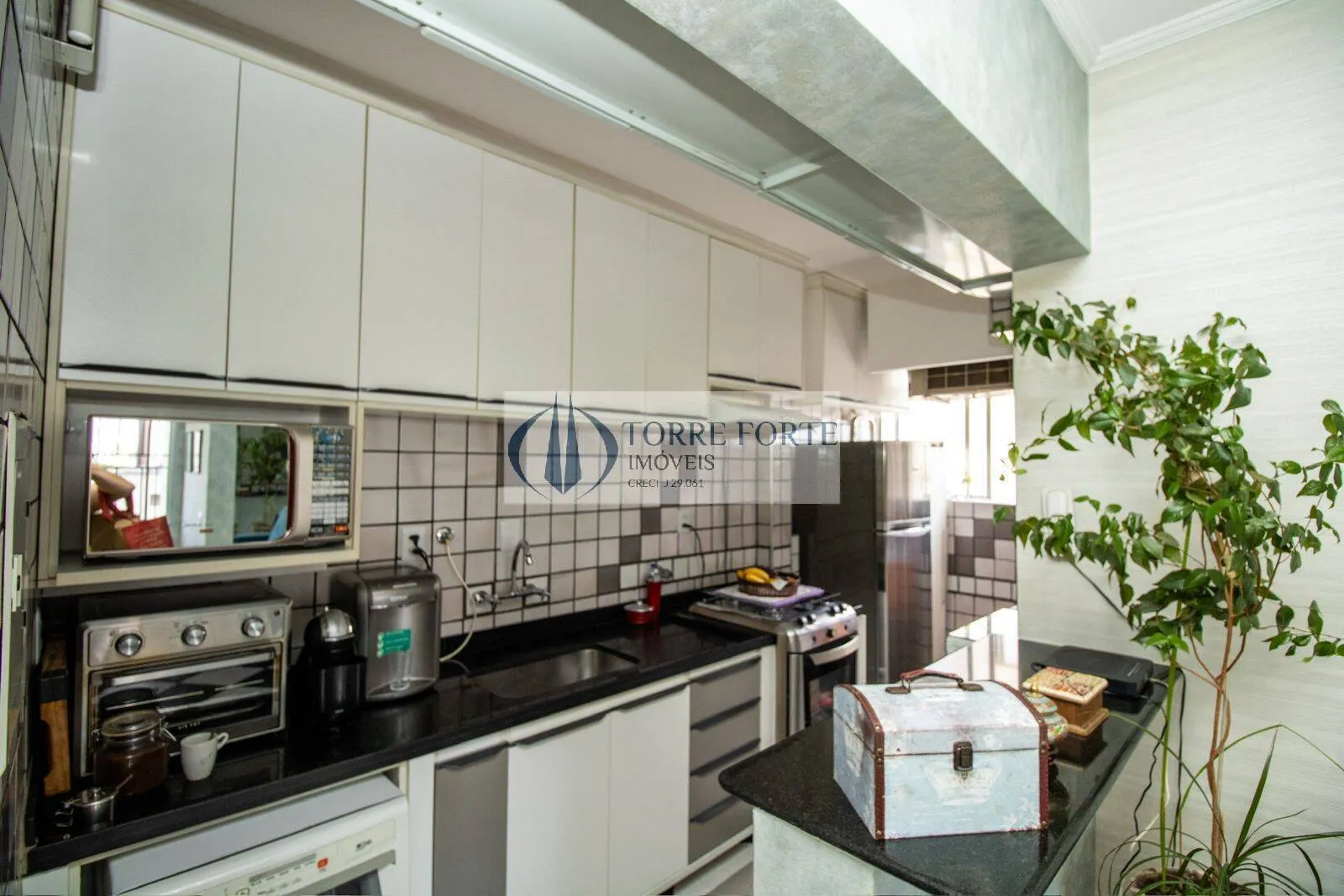 Imagem Lindo apartamento reformado com 62 M², 2 dorms. 1 vaga de garagem em Moema
