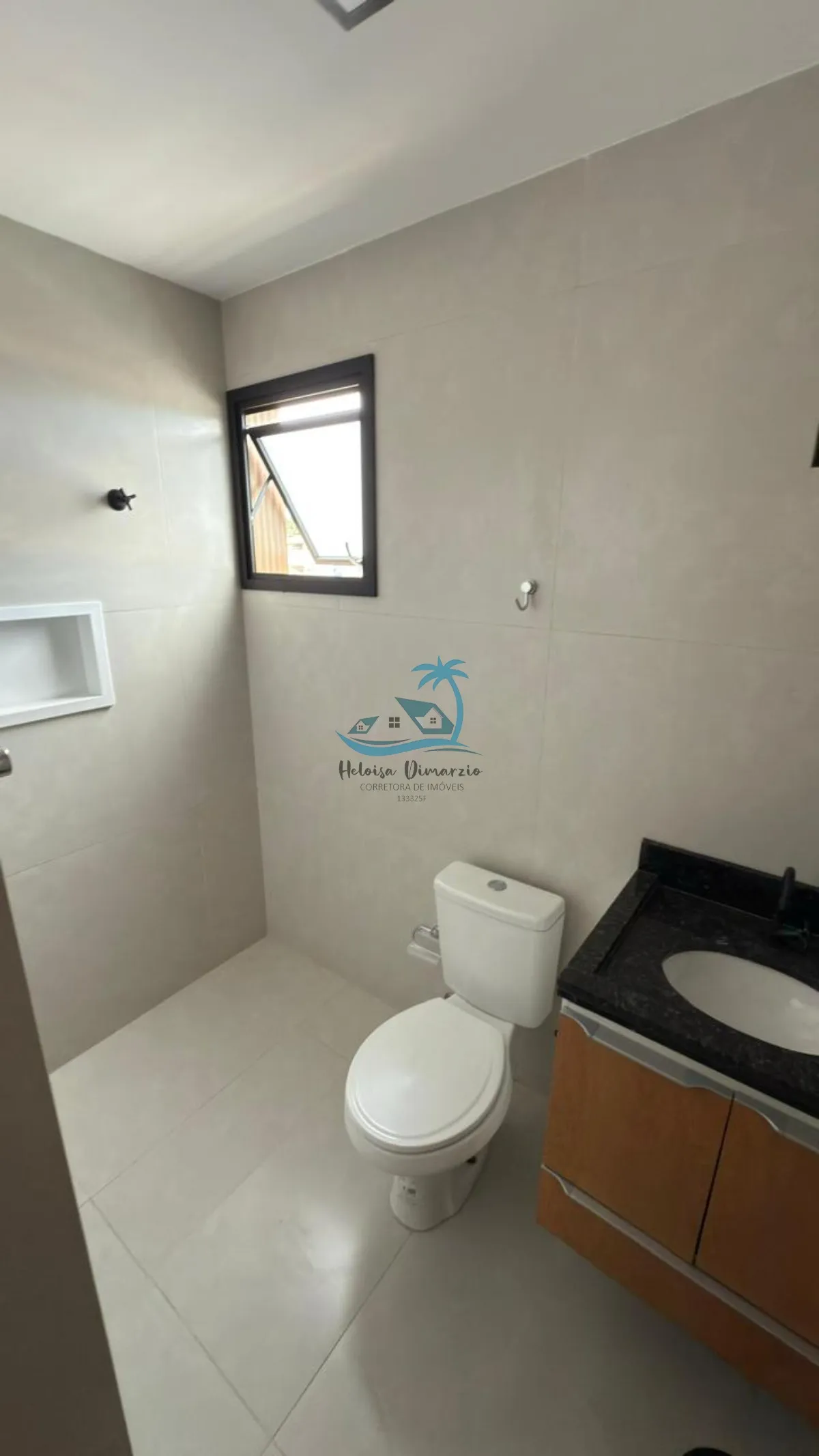 Imagem Lindíssimo apartamento mobiliado à venda a 300m da orla do Perequê-Açu em Ubatuba