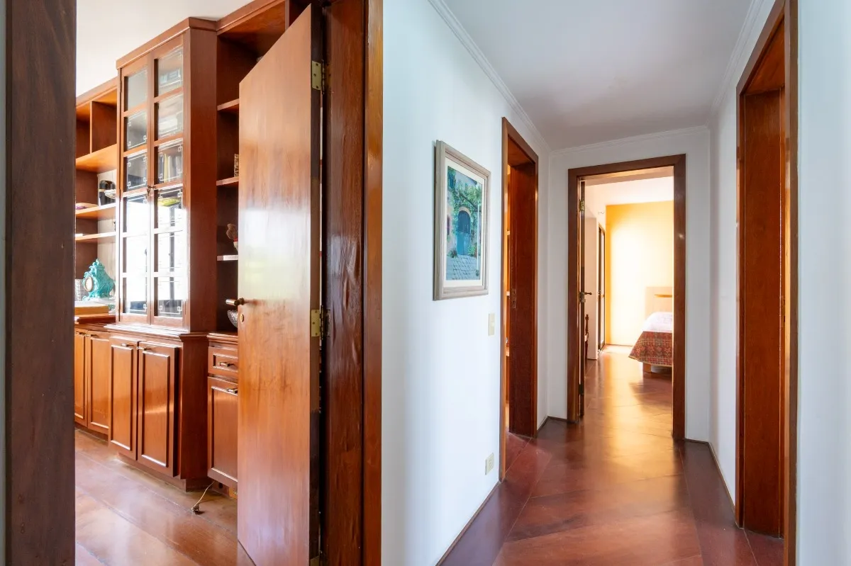 Imagem Apartamento para venda em Vila Andrade com 4 quartos, sendo 3 suítes, 200m2