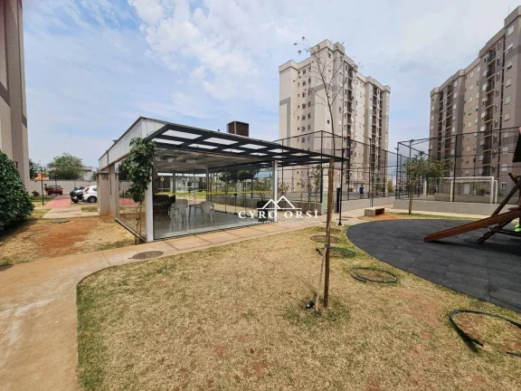 Imagem Apartamento com 2 dormitórios à venda, 48 m² por R$ 290.000,00 - Pompéia - Piracicaba/SP