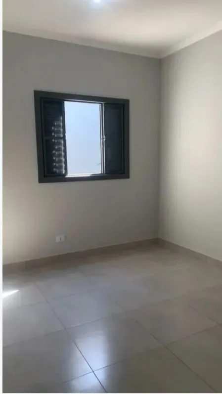 Imagem Vende Casa de 130m² Sobrado 3 Dormitórios Jd Ipiranga Zona Oeste
