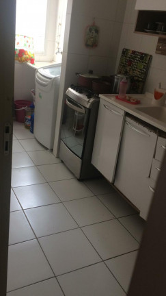Imagem Apartamento com 2 Quartos à Venda, 54 m² em Jardim Caiapia - Cotia
