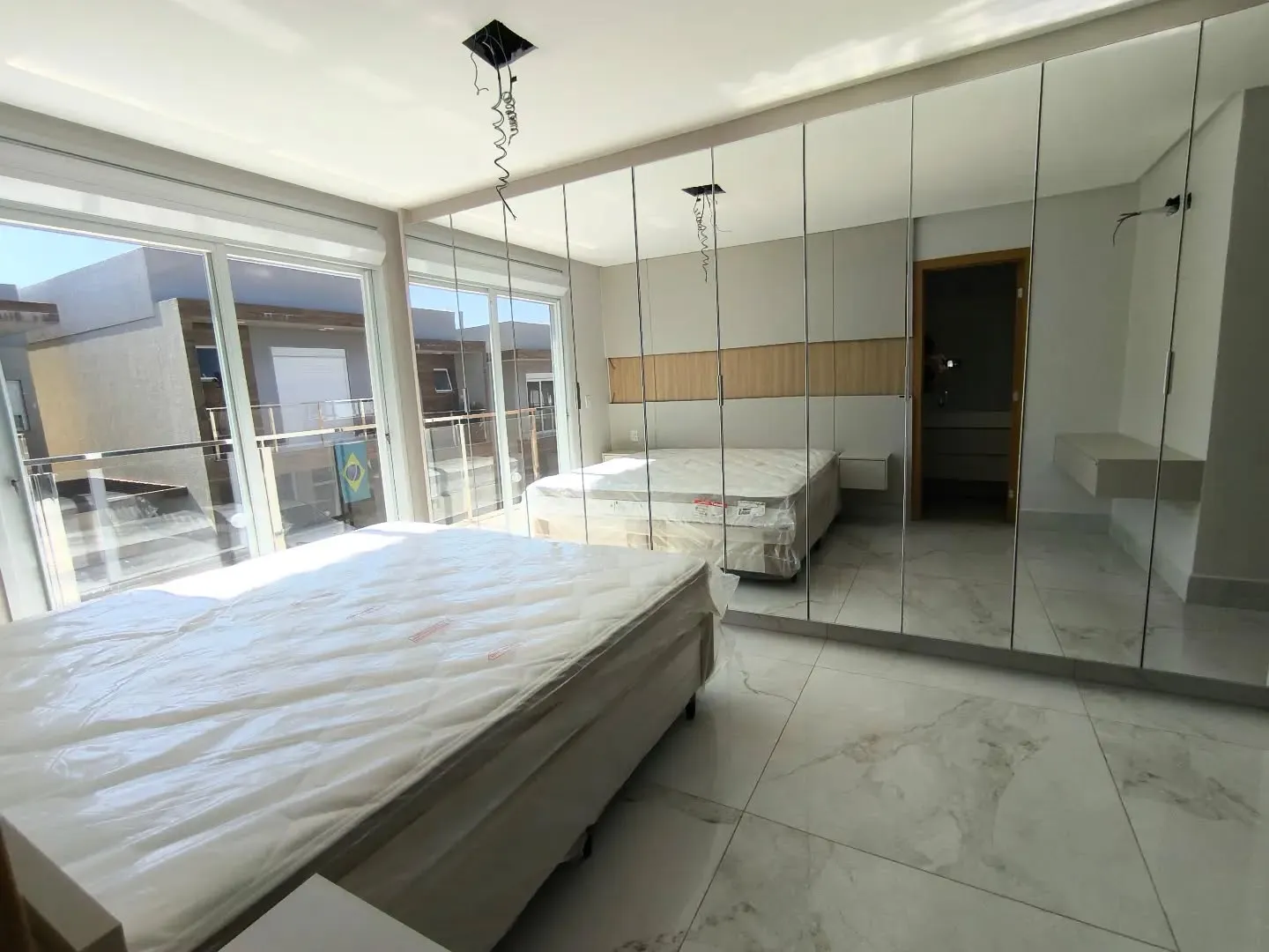 Imagem Sobrado 4 Suites 191 MÂ² Em Condominio Com Personalizacao E Planejados