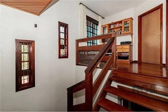 Imagem casa de 260m², bairro Costa e Silva