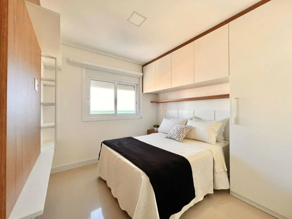 Imagem Apartamento 4 Dormitórios - Bairro Navegantes