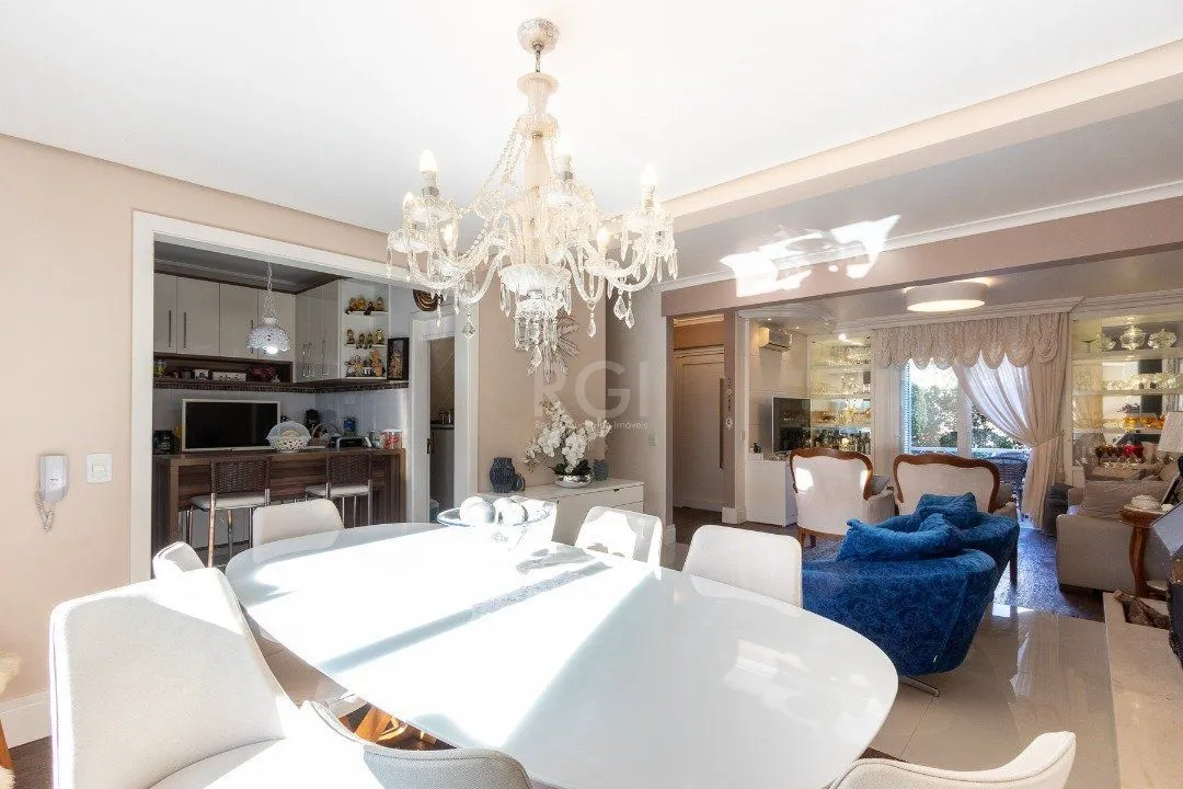 Imagem Casa Condominio para Venda - 240m², 4 dormitórios, sendo 1 suites, 2 vagas - Ipanema