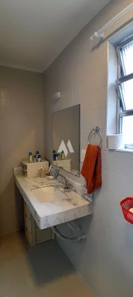 Imagem Apartamento - Ótima Localização Ponta da Praia- Av. os Bancários - 03 Quartos com 01 suíte