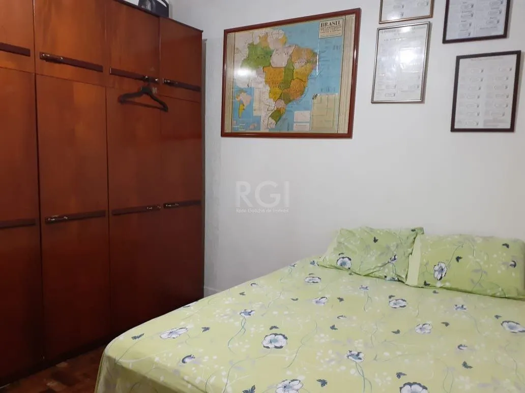 Imagem Casa para Venda - 360m², 3 dormitórios, sendo 1 suites, 4 vagas - Santana