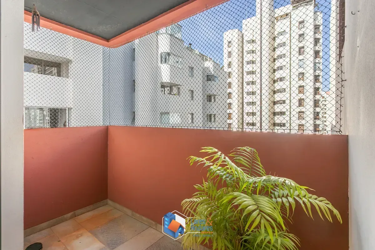 Imagem Apartamento para venda em Moema com 3 quartos, sendo 1 suíte, 120m²