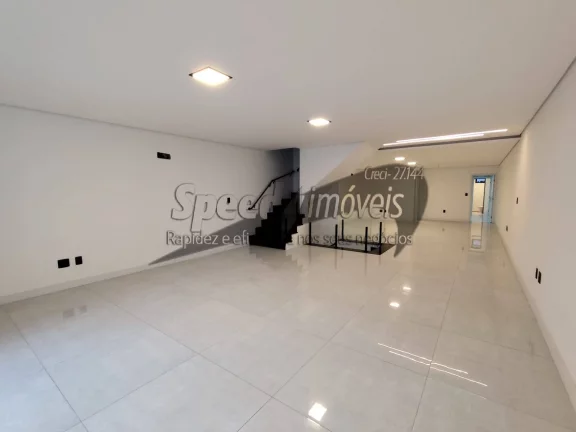 Imagem Casa para venda em Santos, sobreposta alta no Embaré
