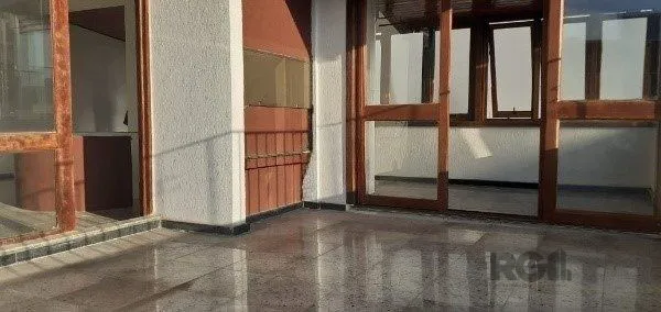 Imagem Vende-se bela cobertura de 122m², 2 quartos 2 vagas, desocupado - Auxiliadora